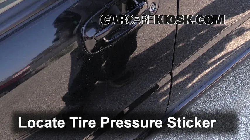 2007 Subaru Impreza 2.5i 2.5L 4 Cyl. Sedan Tires & Wheels Check Tire Pressure